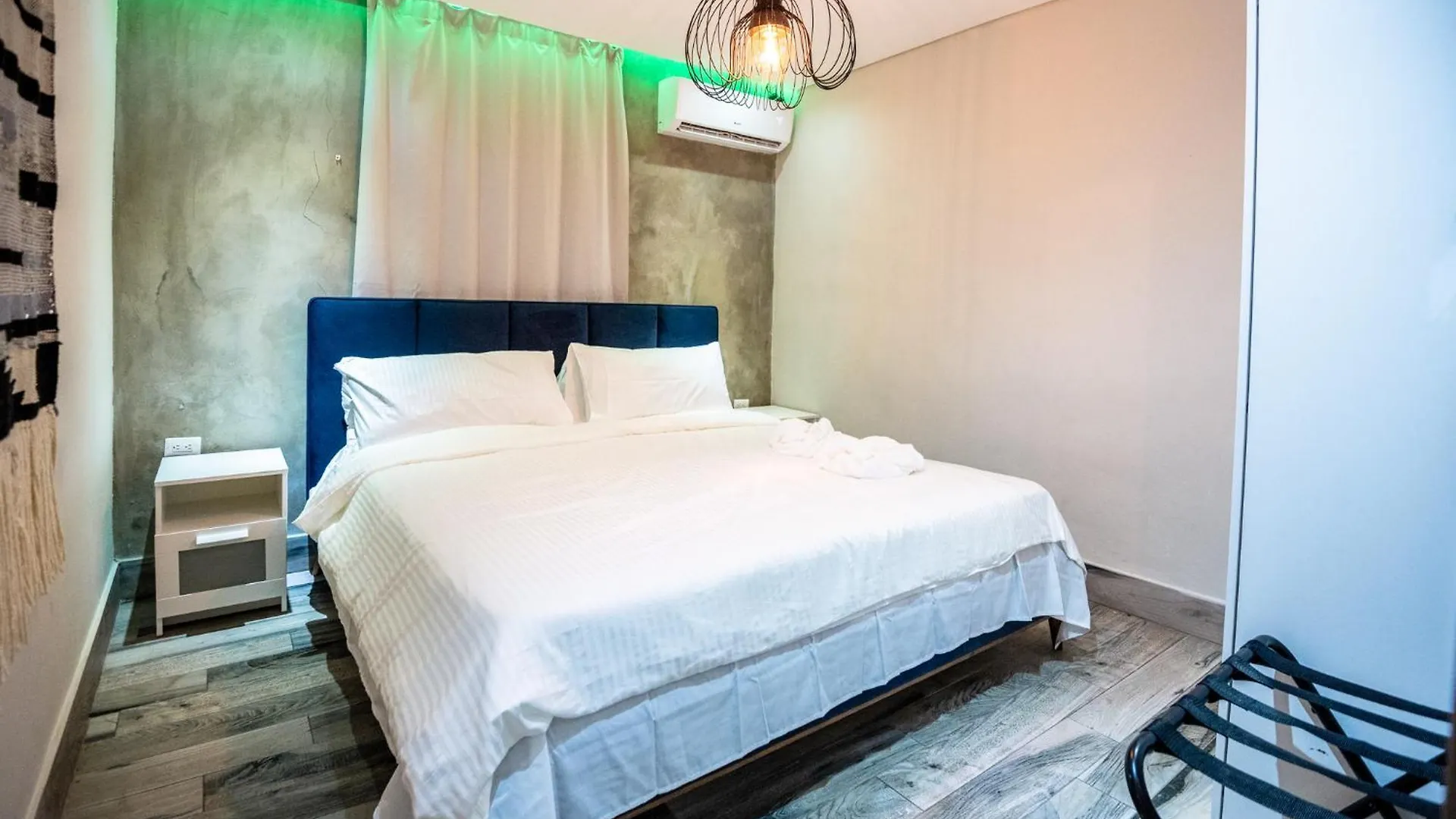 *** Отель Tapia Haus 103 - Beach Vibes Within Walking Distance Сан-Хуан Пуэрто-Рико